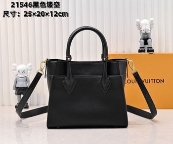 Louis Vuitton  On My Side  M21546