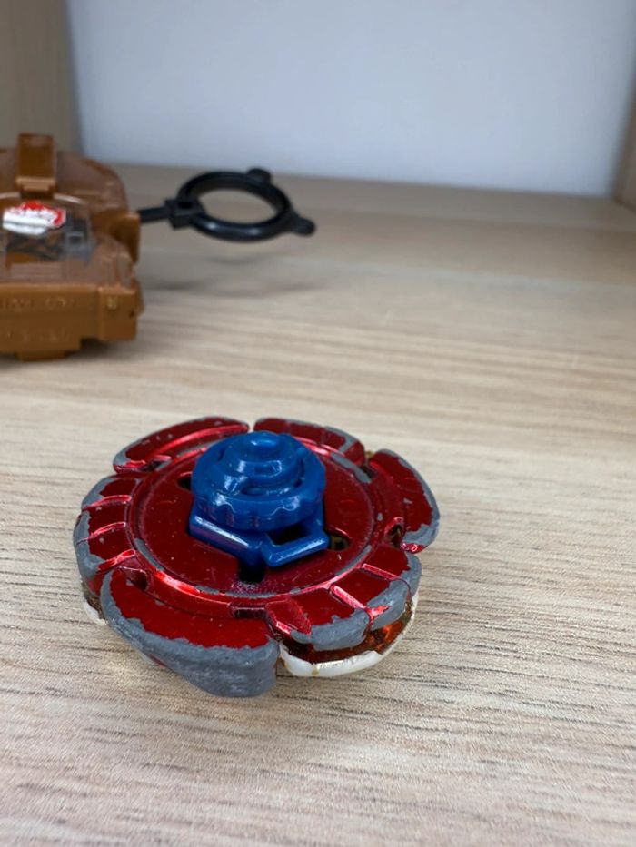 Toupie métal fusion L drago Lightning beyblade - photo numéro 3