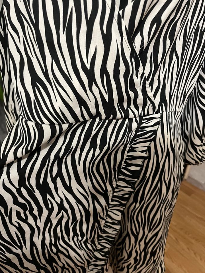 Très jolie robe Christy taille 5/46 - photo numéro 2