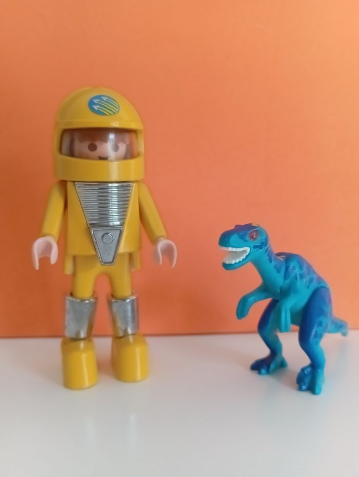 Playmobil vintage astronaute bebe dinosaure - photo numéro 2