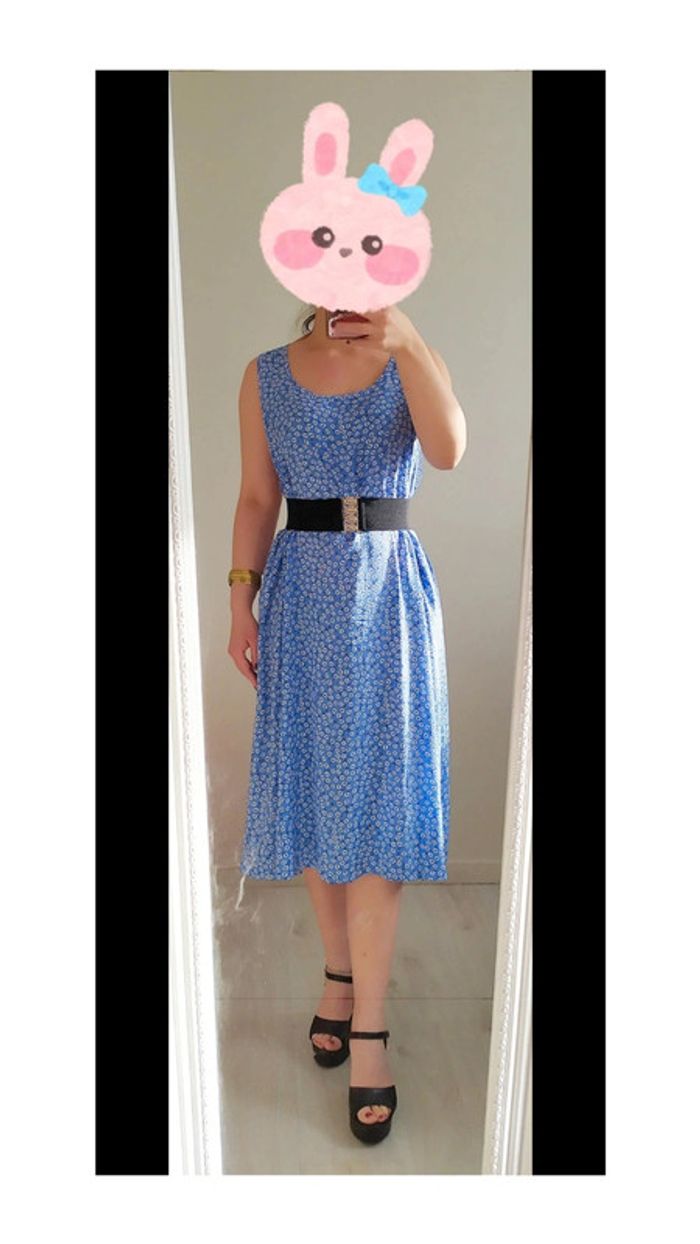 Robe été coton fluide sans manches midi mi-longue imprimé floral petites fleurs style rétro