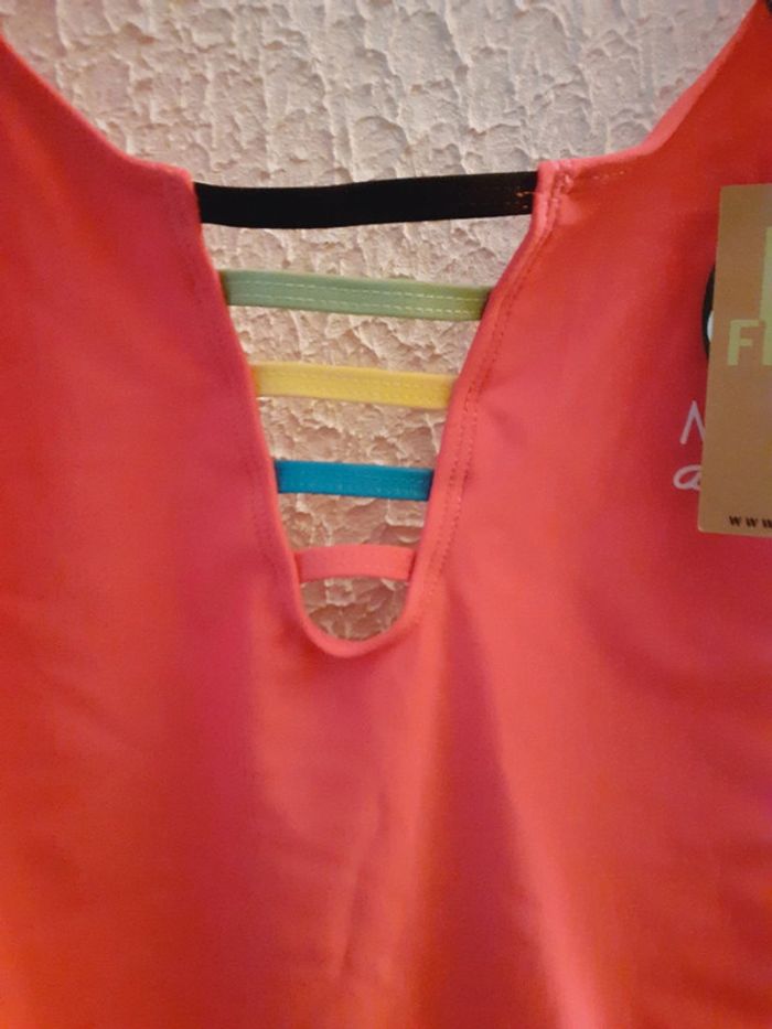 Maillot de bain 🩱 Taille XS - photo numéro 3