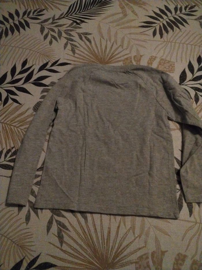 Tee shirt manche longue gris Smiley Noël 8 ans - photo numéro 2