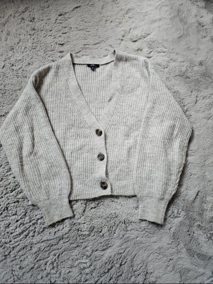Gilet cardigan à boutons gris