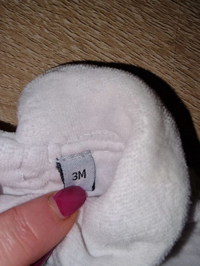 Pyjama 3 mois - photo numéro 2