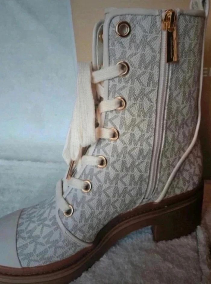 👢 Magnifique bottines neuve - Michael Kors 👢 - photo numéro 2