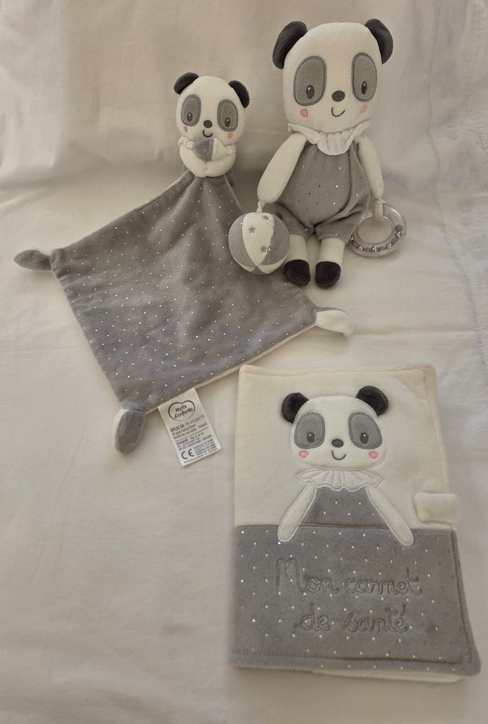 Ensemble doudou Panda - Peluche - Protège carnet de santé- Mots d'enfants