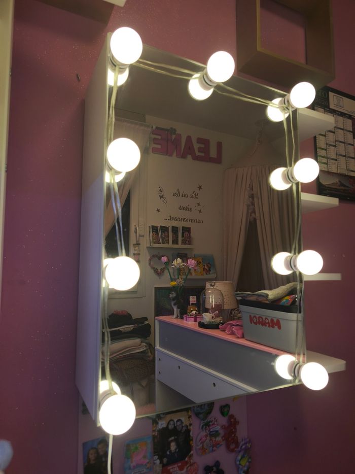 Armoire coiffeuse avec miroir et leds - photo numéro 2
