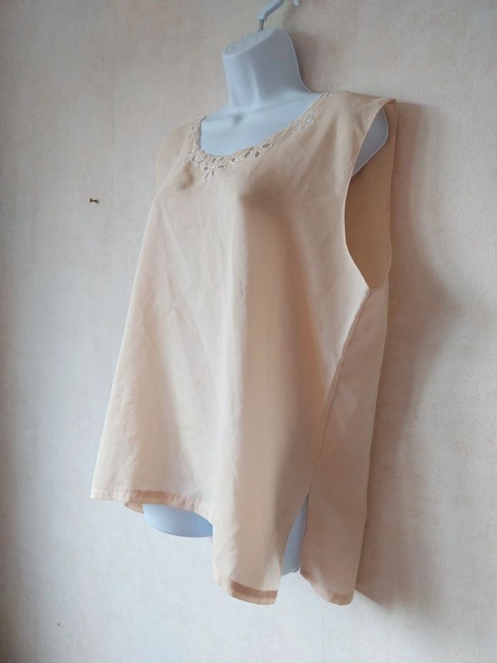 Débardeur très léger Taille 46 48 - photo numéro 3