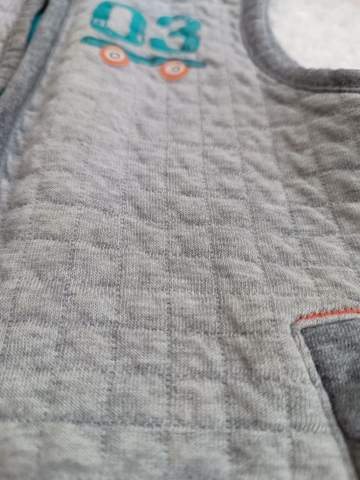 🔸Veste Zip Sans Manches - Baby Club 18 Mois🔸 - photo numéro 4