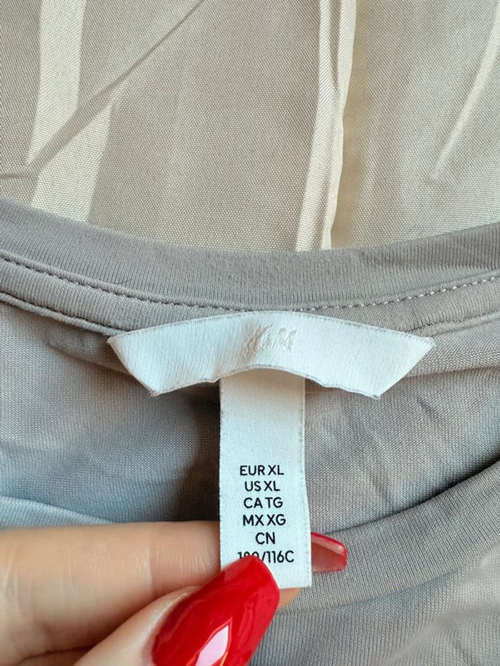 Blouse grise - photo numéro 2