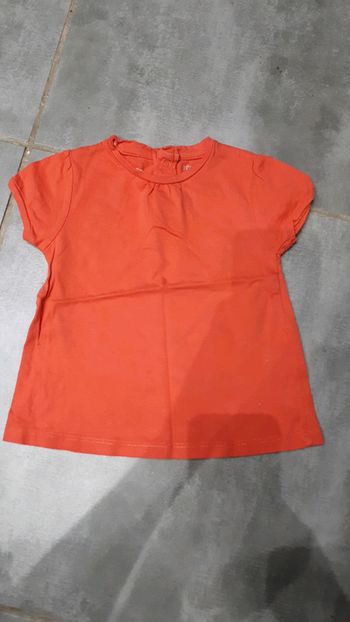 Tee shirt kiabi taille 12 mois