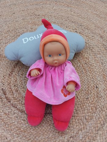Doudou poupée