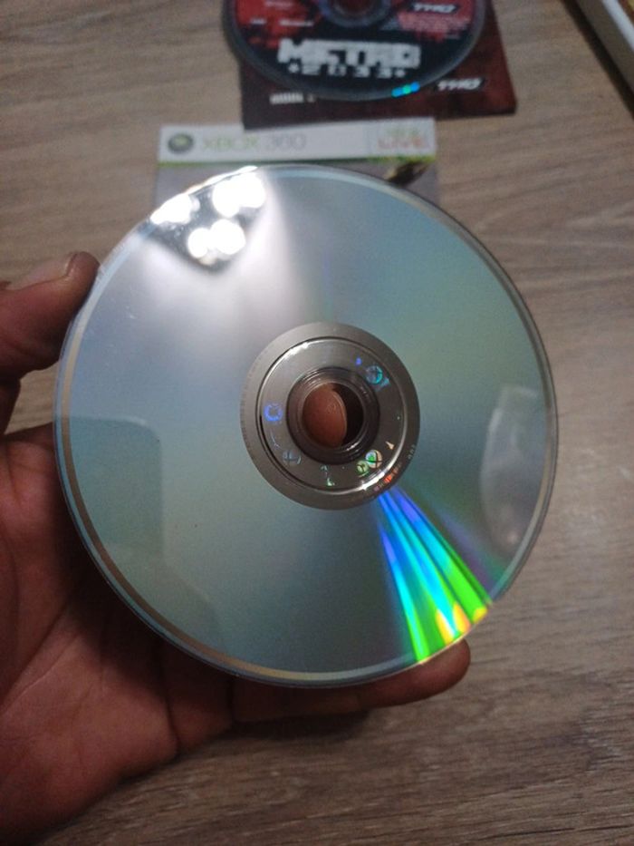 Metro 2033 & Darksiders Xbox 360 - photo numéro 9