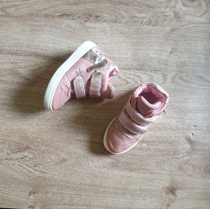 🩷 Baskets a scratchs pointure 25 Besson #emyfleury_pointure25fille - photo numéro 2
