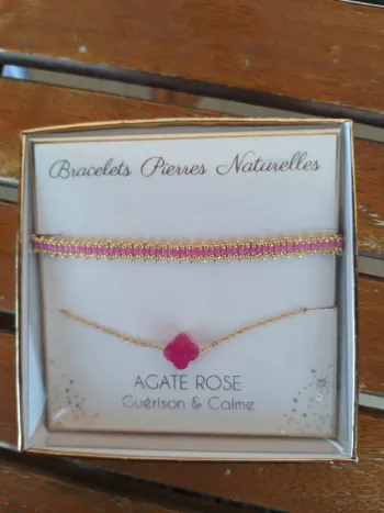 Lot de 2 bracelets dorés en pierres naturelles