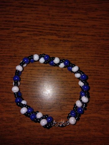 Bracelet en perle de rocaille avec fermoir acier inoxydable