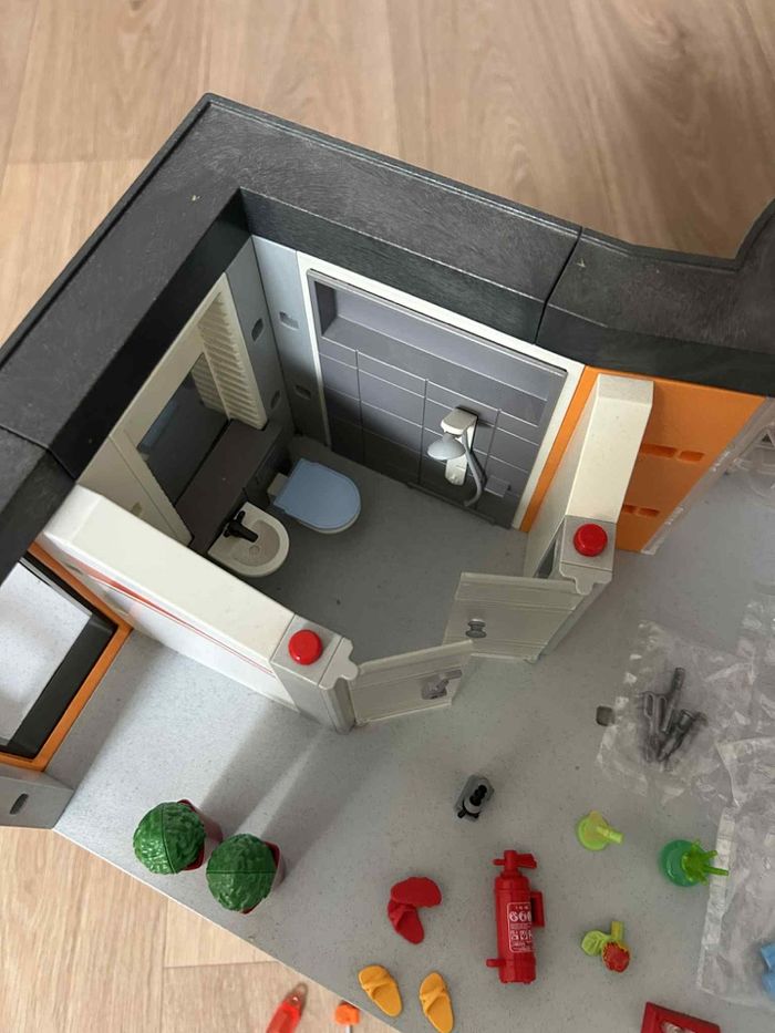 Hôpital aménager Playmobil - photo numéro 3