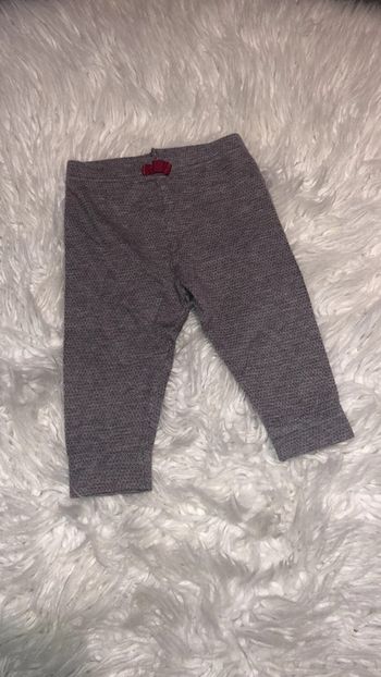 Pantalon gris a points rose 6 mois