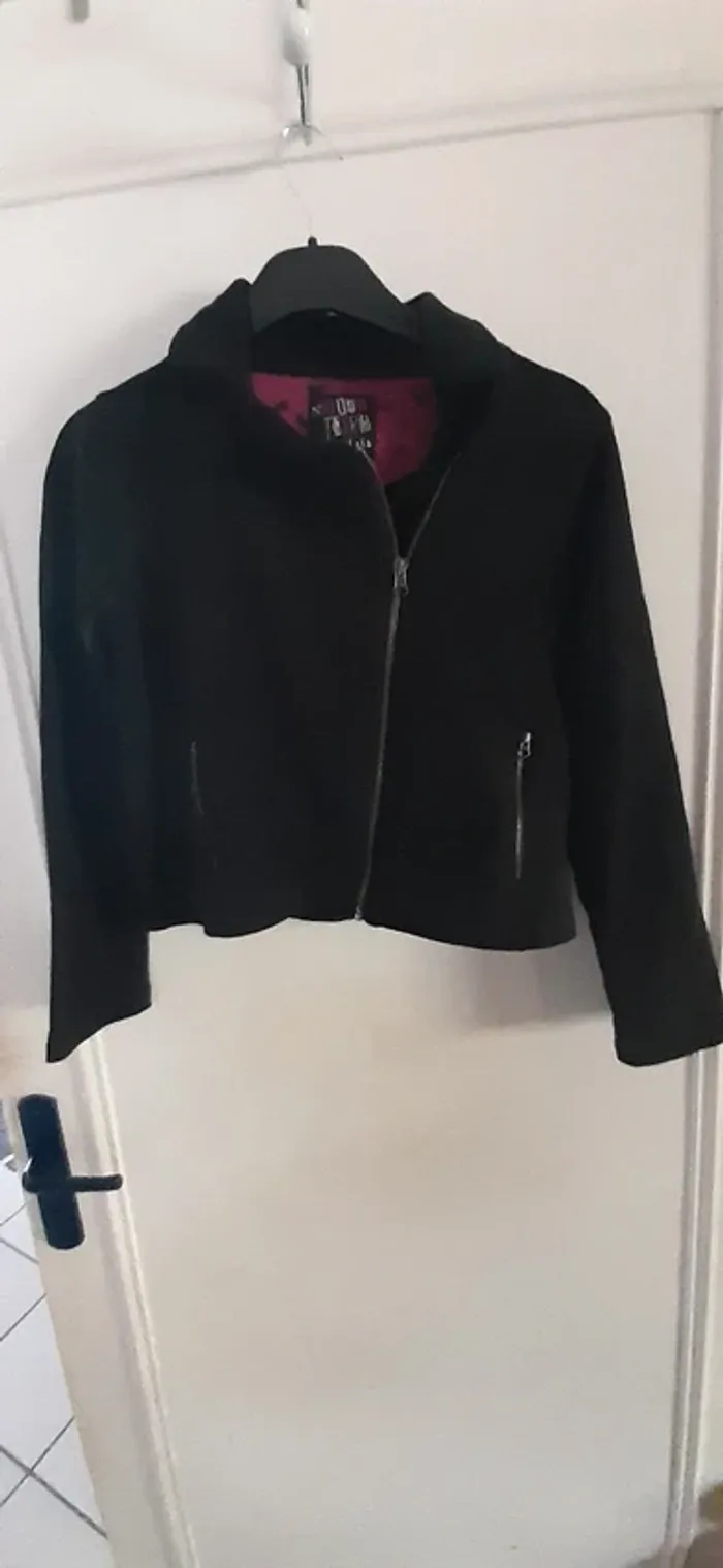 Veste noire 14 ans zippée - photo numéro 2