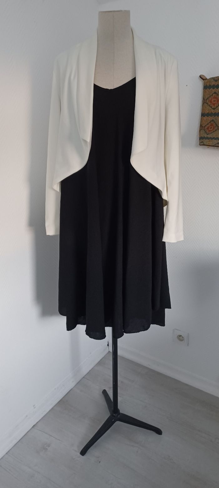 Très joli ensemble femme