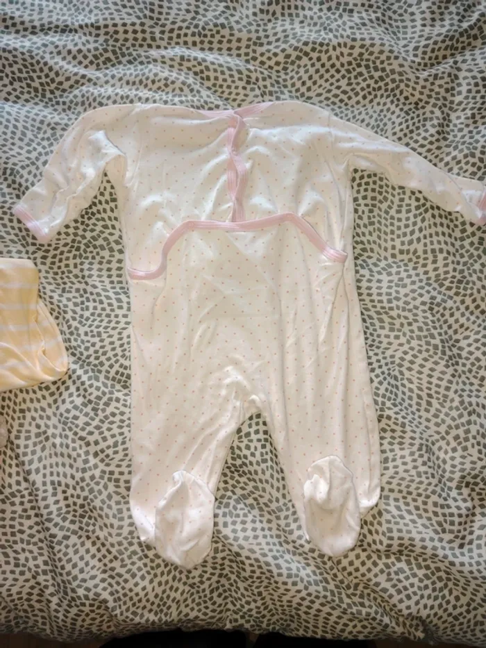 Pyjama leger petit bateau 18 mois - photo numéro 4