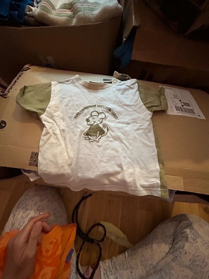 Lot de 8 t-shirt taille 2ans - photo numéro 4