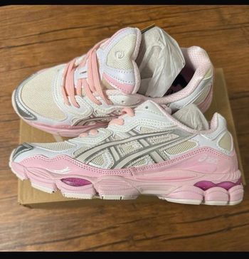 Asics gel rose 38 neuf 