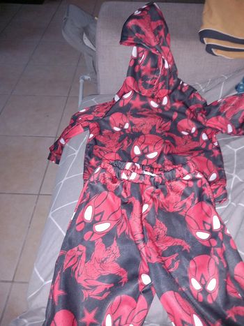 Ensemble garçon  neuf