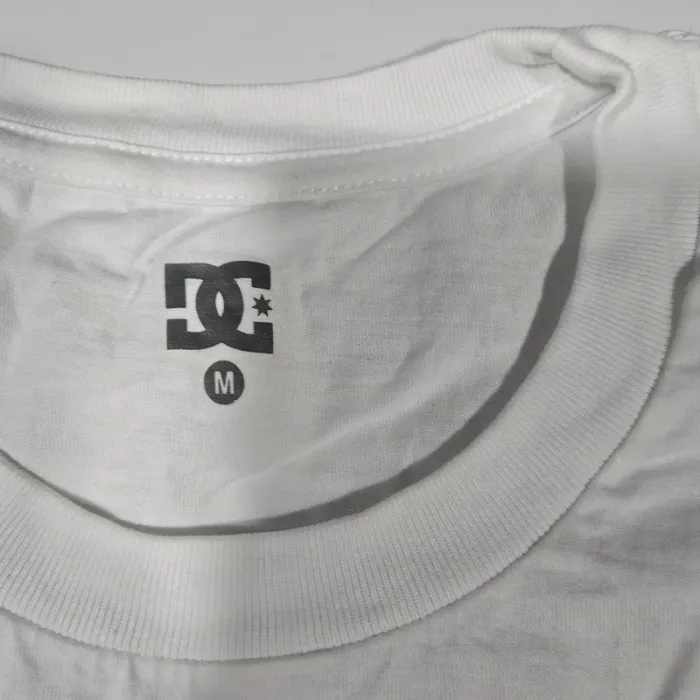 T-shirt manches longues  - DC - 12 ans - photo numéro 3