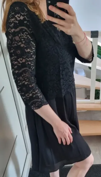Robe noir dentelle