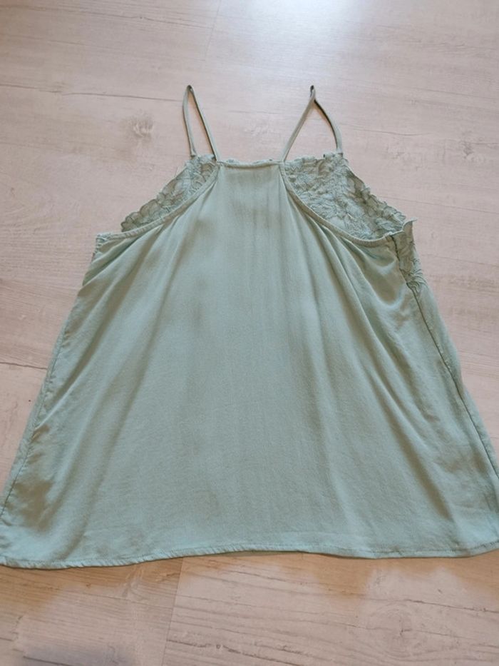 Très joli top vert d'eau et dentelle Camaïeu neuf taille M - photo numéro 4