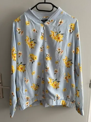 Veste fleurie