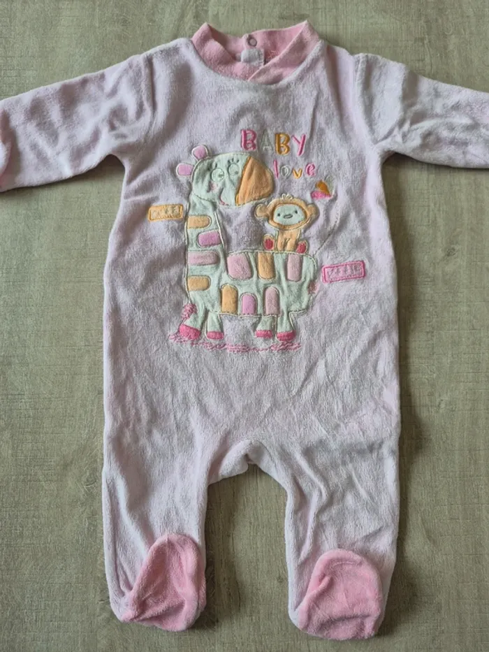 Pyjama rose baby love