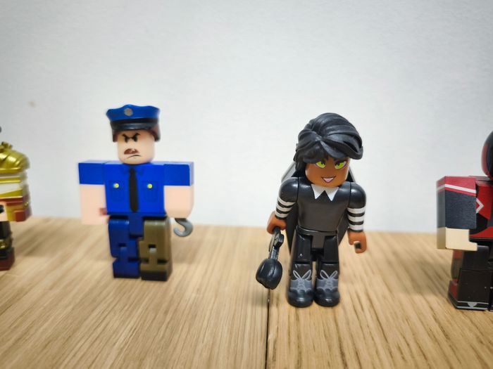 Lot figurines Roblox - photo numéro 3