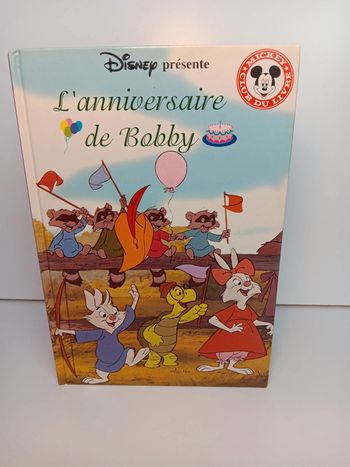 Livre Disney mickey club du livre Robin des bois l'anniversaire de Bobby 1