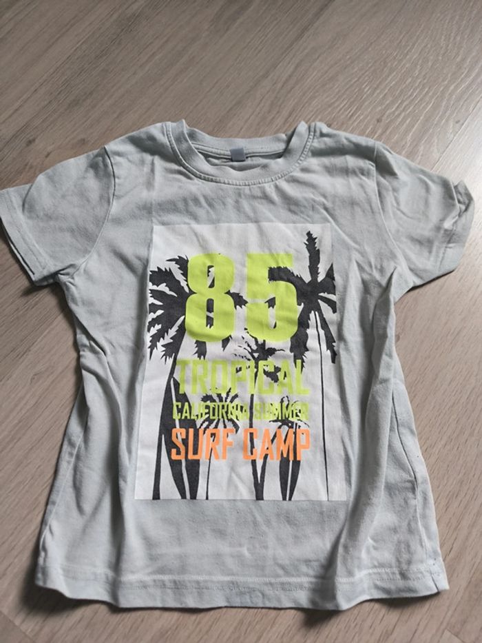 Lot de 5 t-shirt garçon.  4/5ans. - photo numéro 5