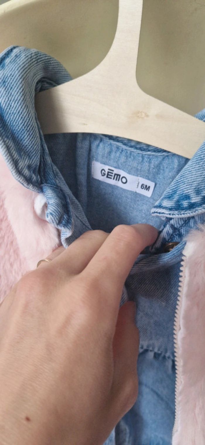 Robe en jean + gilet rose - photo numéro 6