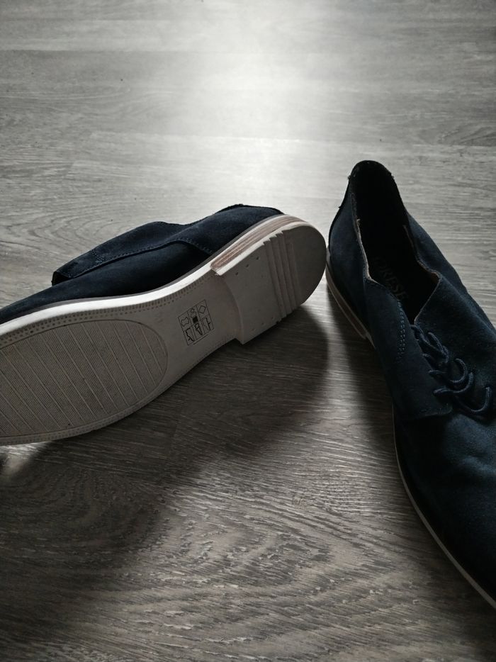 Chaussure - photo numéro 2