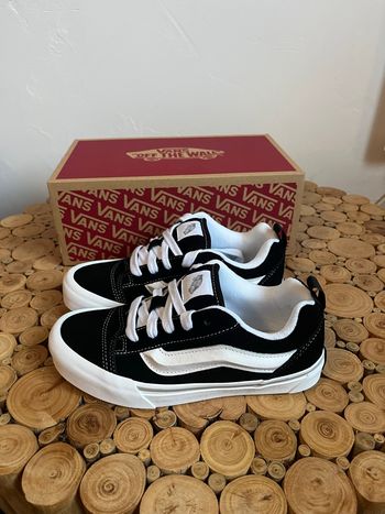 Vans knu skool