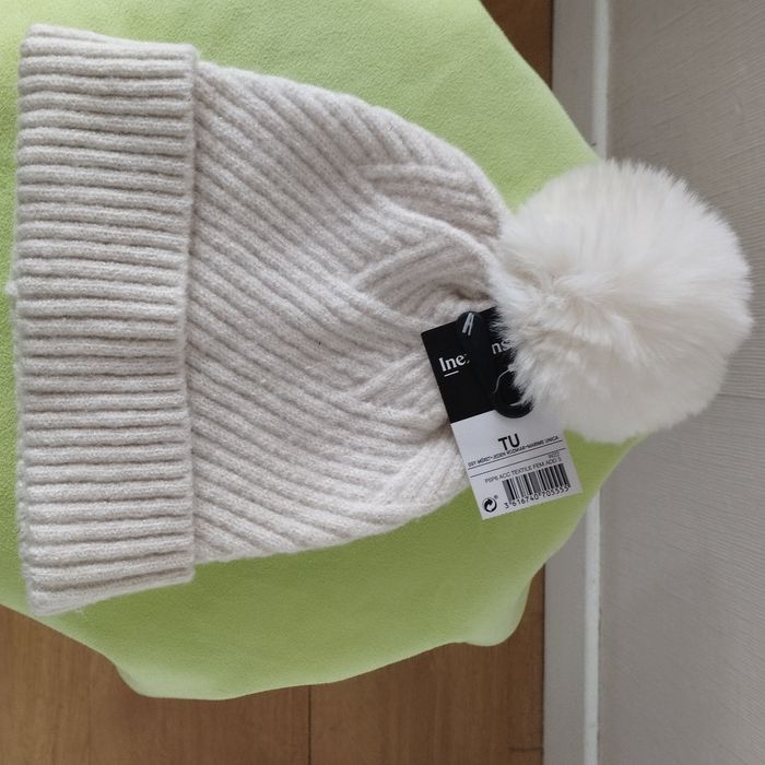 Bonnet à pompon Femme