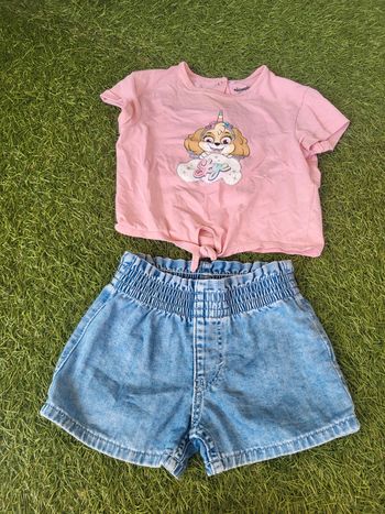 Ensemble  short  et t shirt