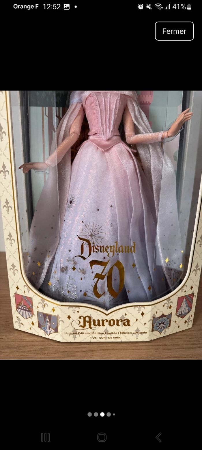 Poupée Aurore 70e anniversaire de Disneyland Resort en édition limitée, La Belle au Bois Dormant, 40,5 cm - photo numéro 4