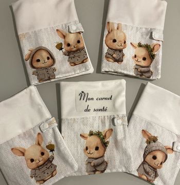Protège carnet de santé personnalisé Personnalisable bébé enfant prenom lapin gris beige