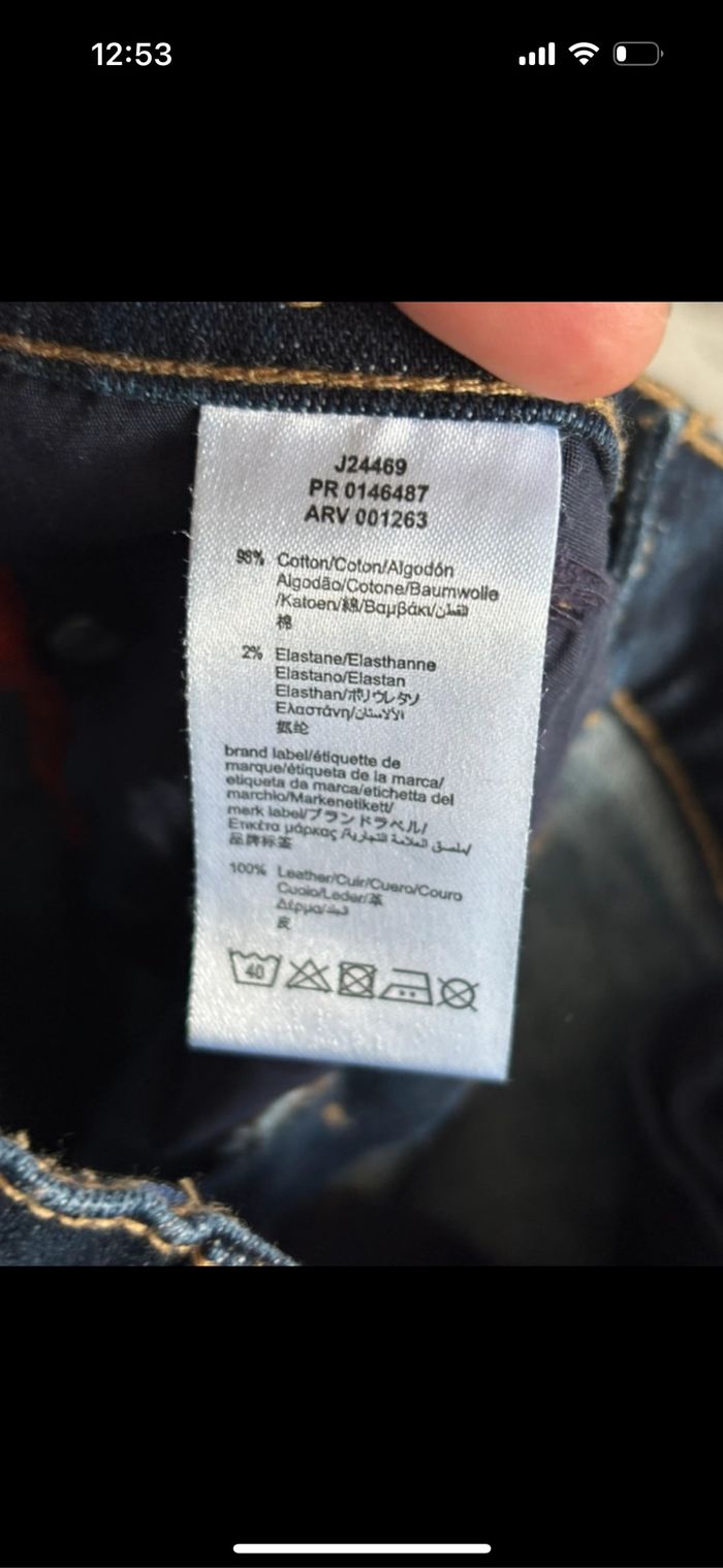 Jeans Hugo boss taille 8 ans - photo numéro 7