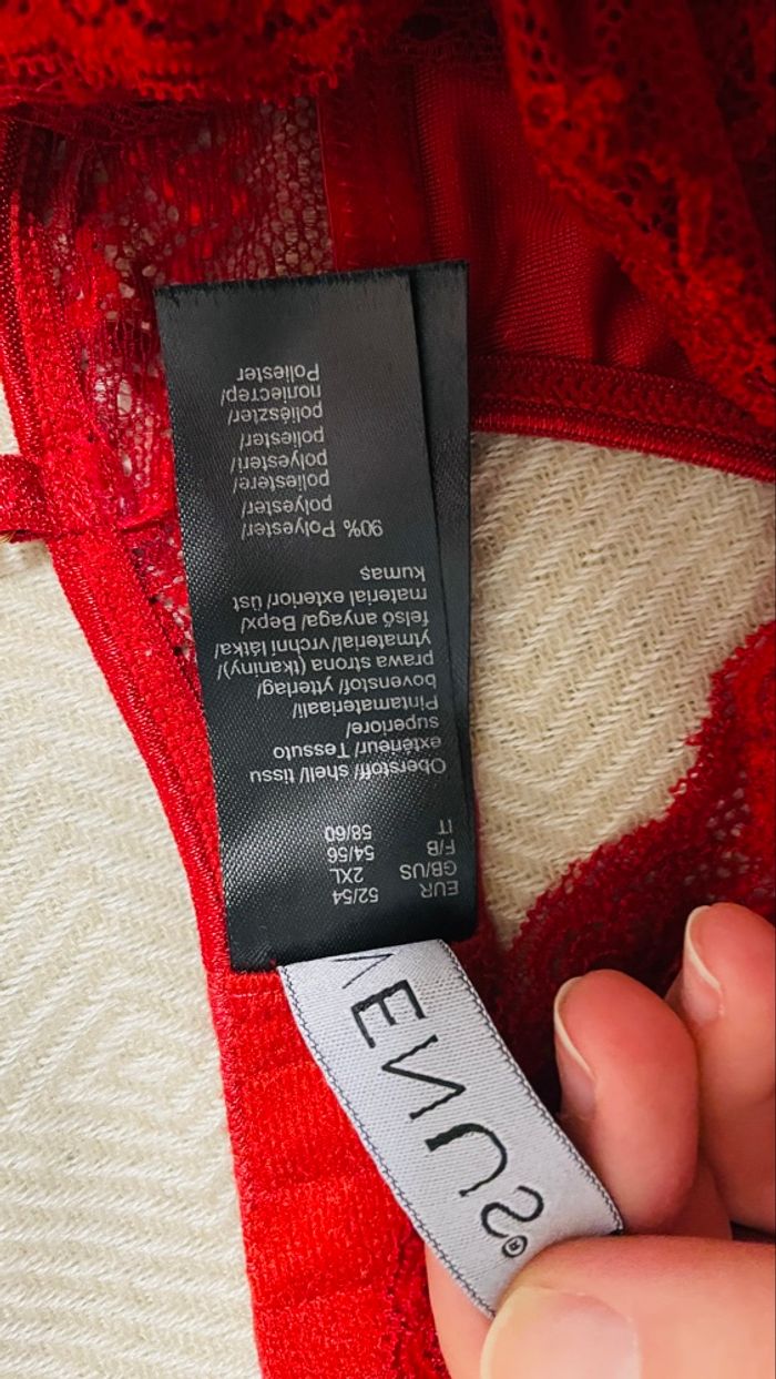 Body string fendu - photo numéro 4