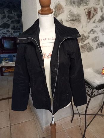 Veste longueur 58 cm.