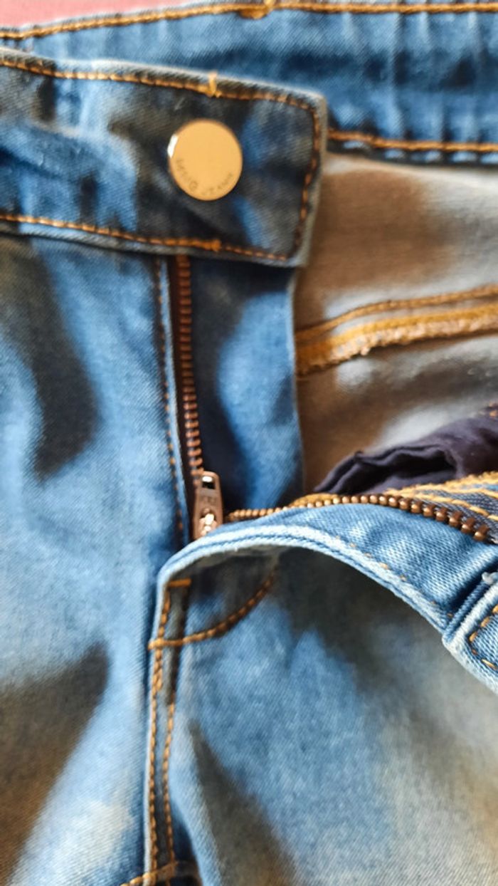 Jean clair MANGO taille 32 - photo numéro 7