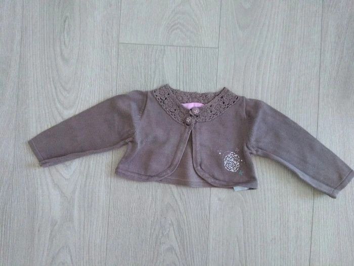 Gilet boléro taupe Gémo 6 mois