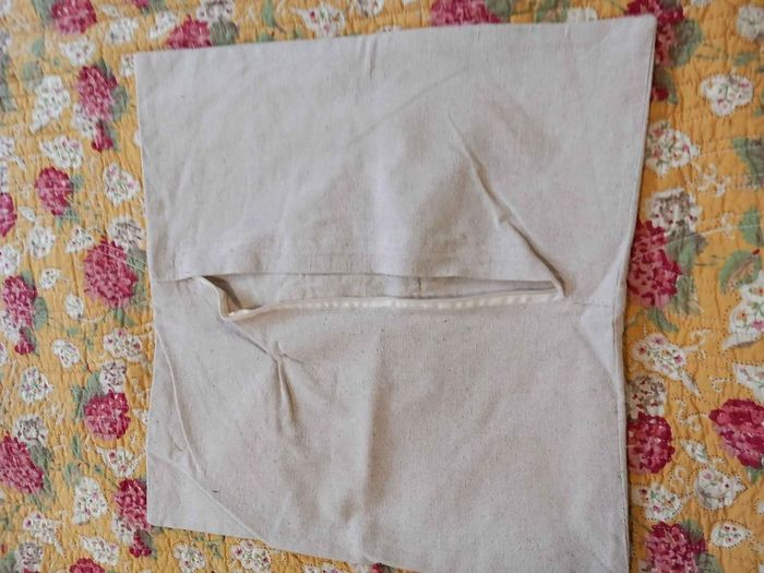 2 Petites taies d'oreillers - photo numéro 7